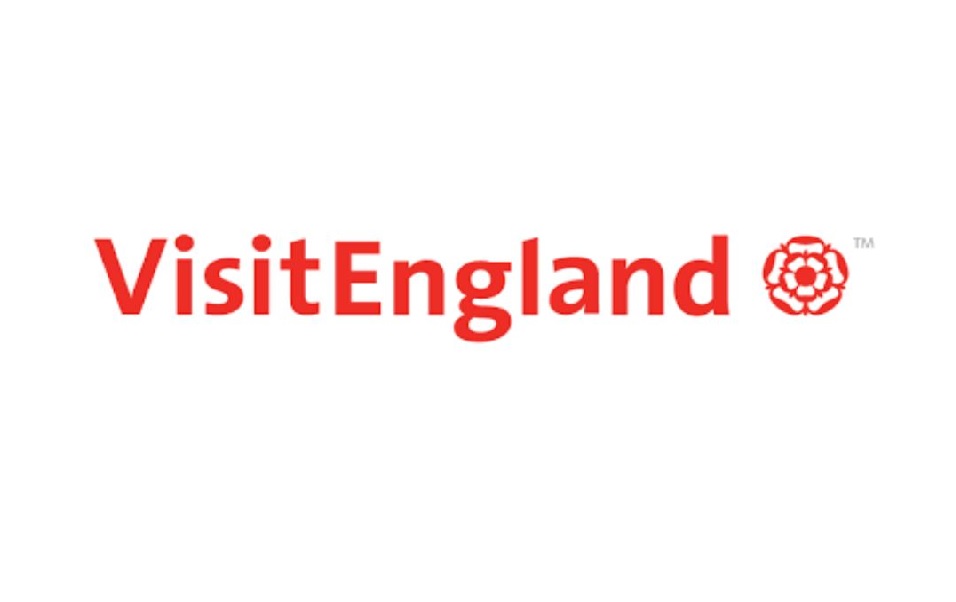 england travel companies