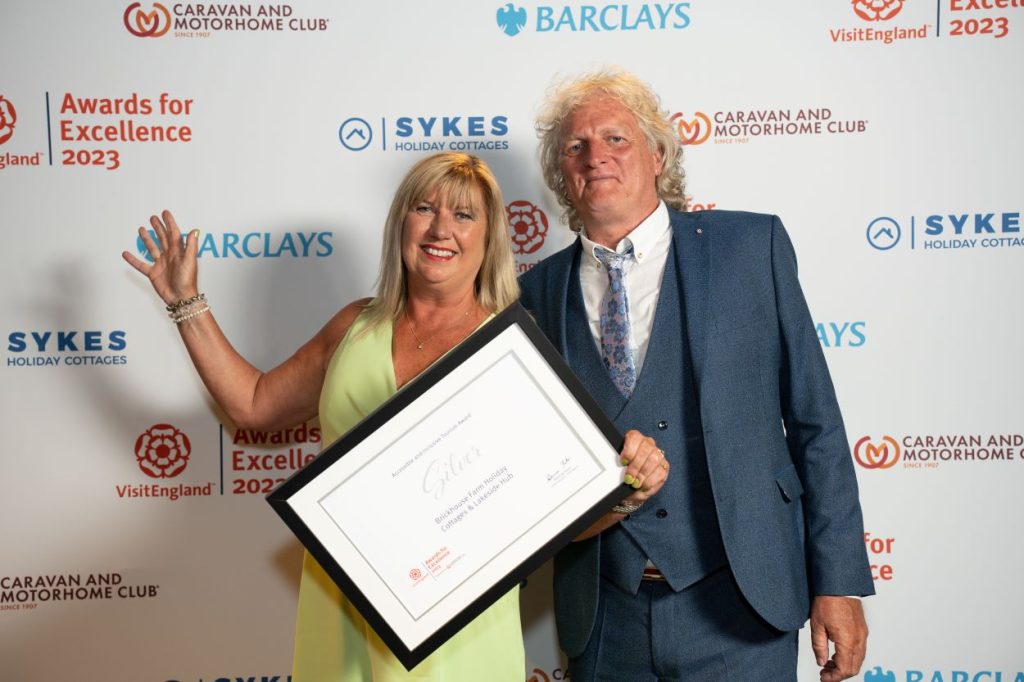 Brickhouse Cottages Owners at the Visit England Awards ©VisitBritain/Daniela Luquini